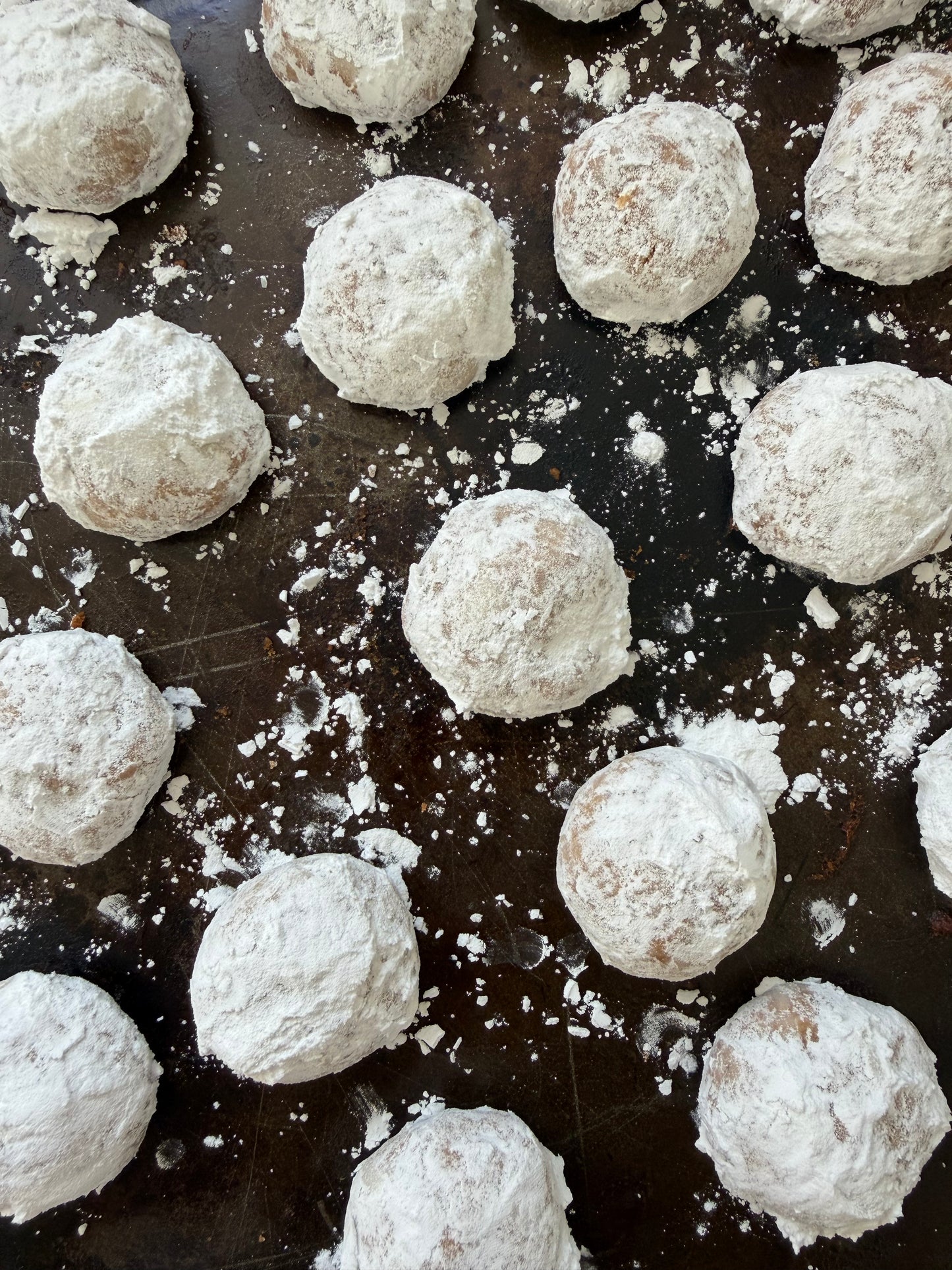 BESITOS DE NUEZ (WEDDING WHITE COOKES) 15 PCS-PACK