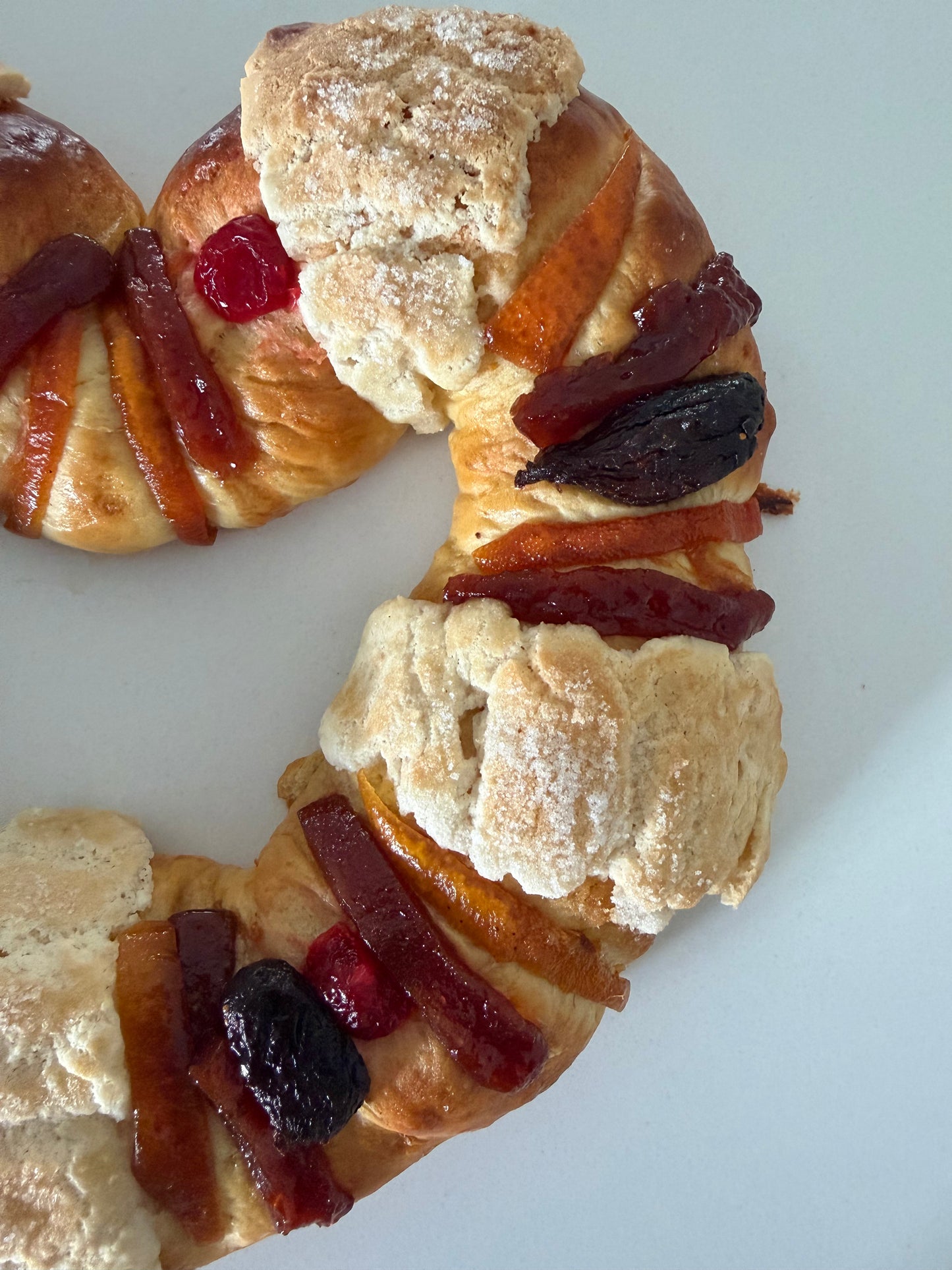 Rosca de Reyes (Heart Shape)